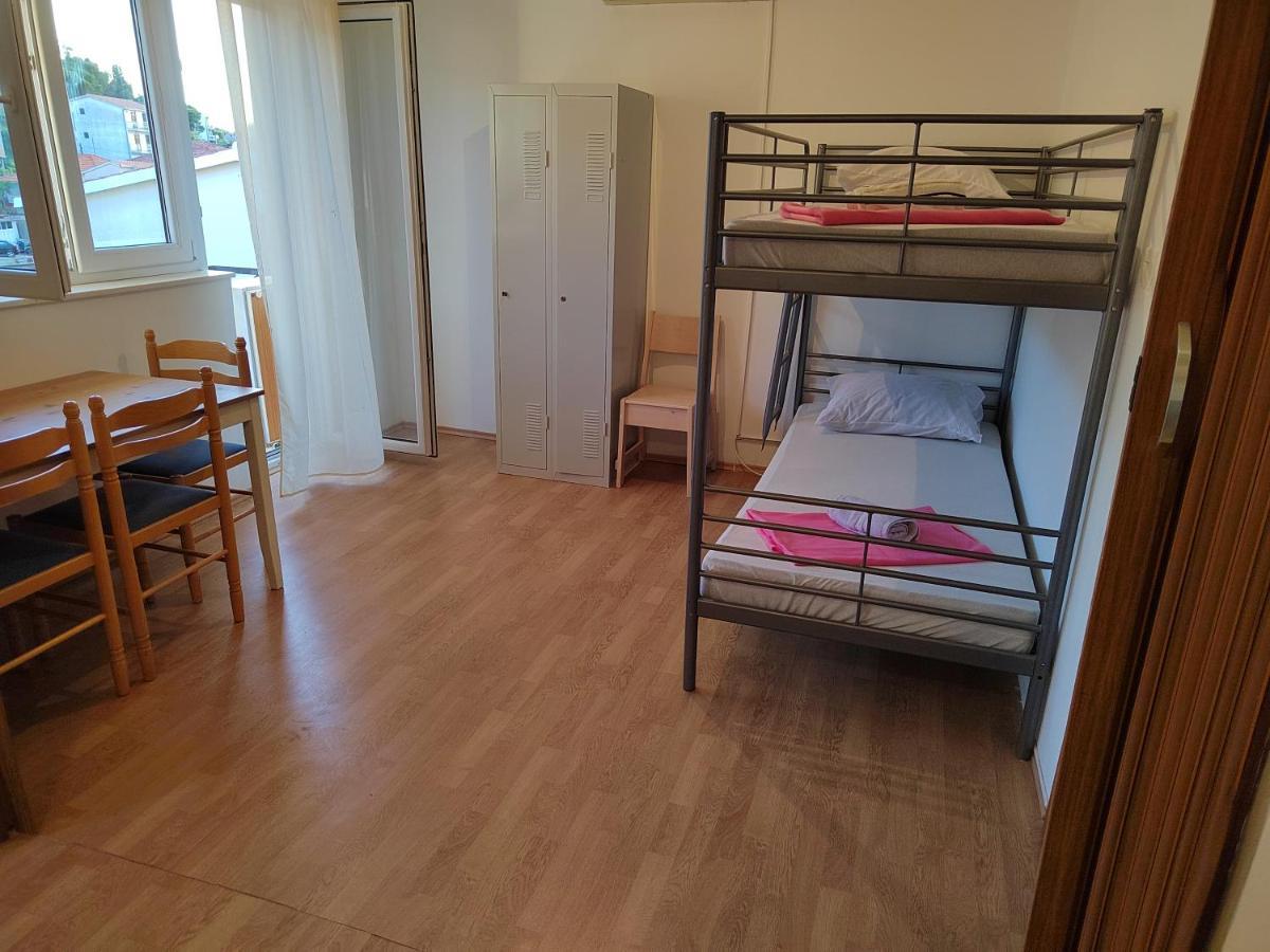 Hostel Rasema Trogir Ngoại thất bức ảnh