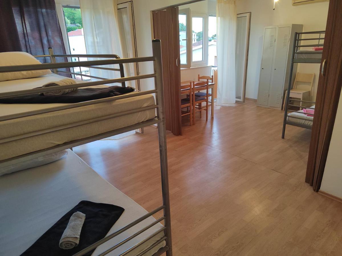 Hostel Rasema Trogir Ngoại thất bức ảnh